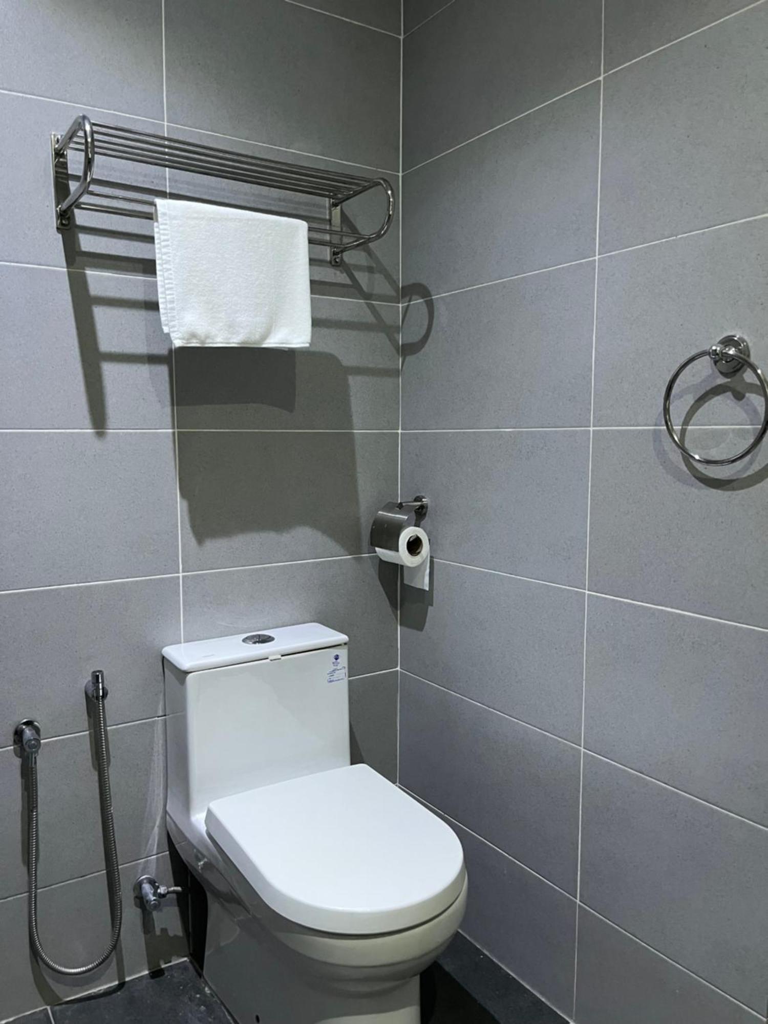 פנתאי צנאנג White Lodge מראה חיצוני תמונה