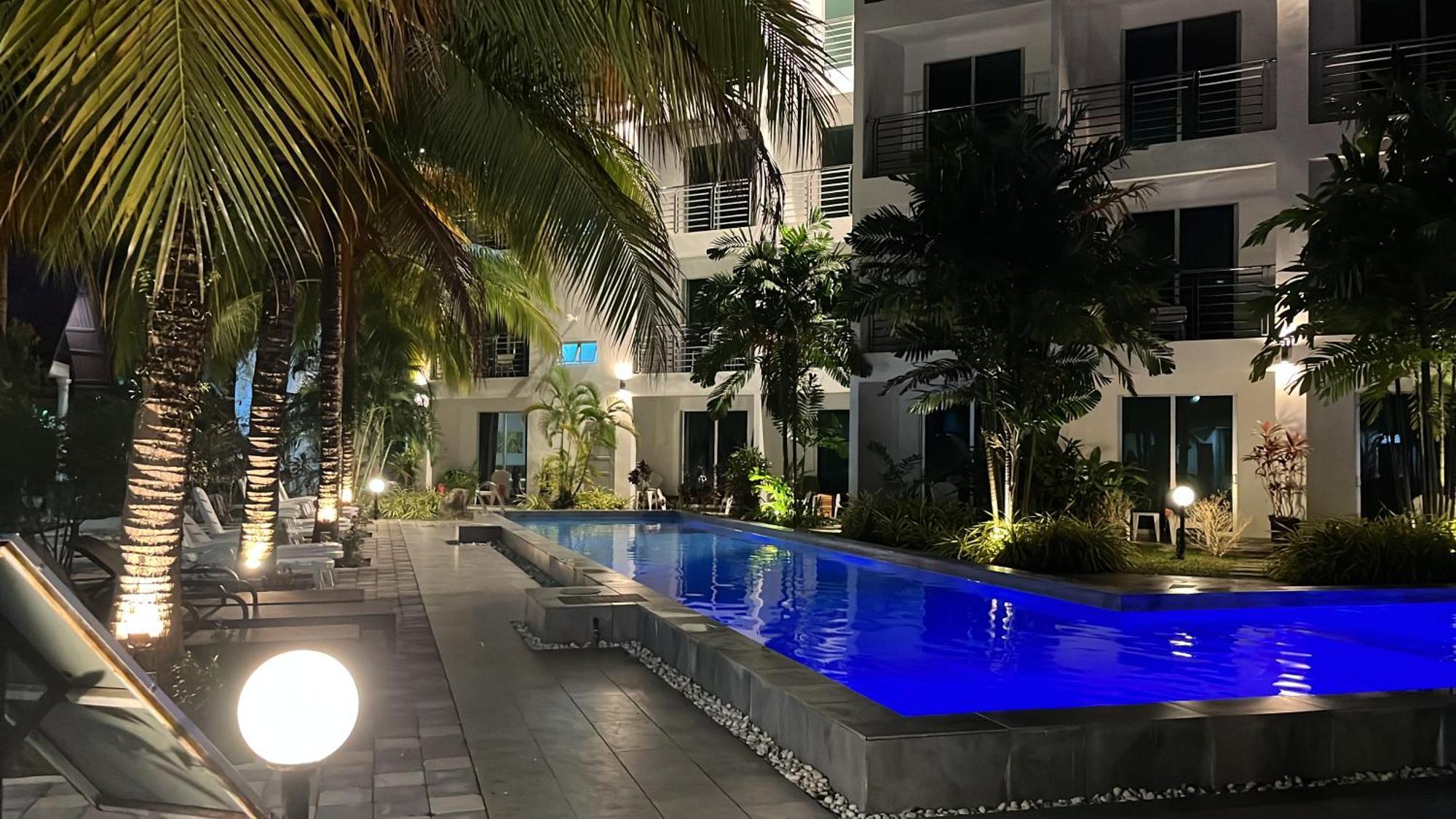 פנתאי צנאנג White Lodge מראה חיצוני תמונה
